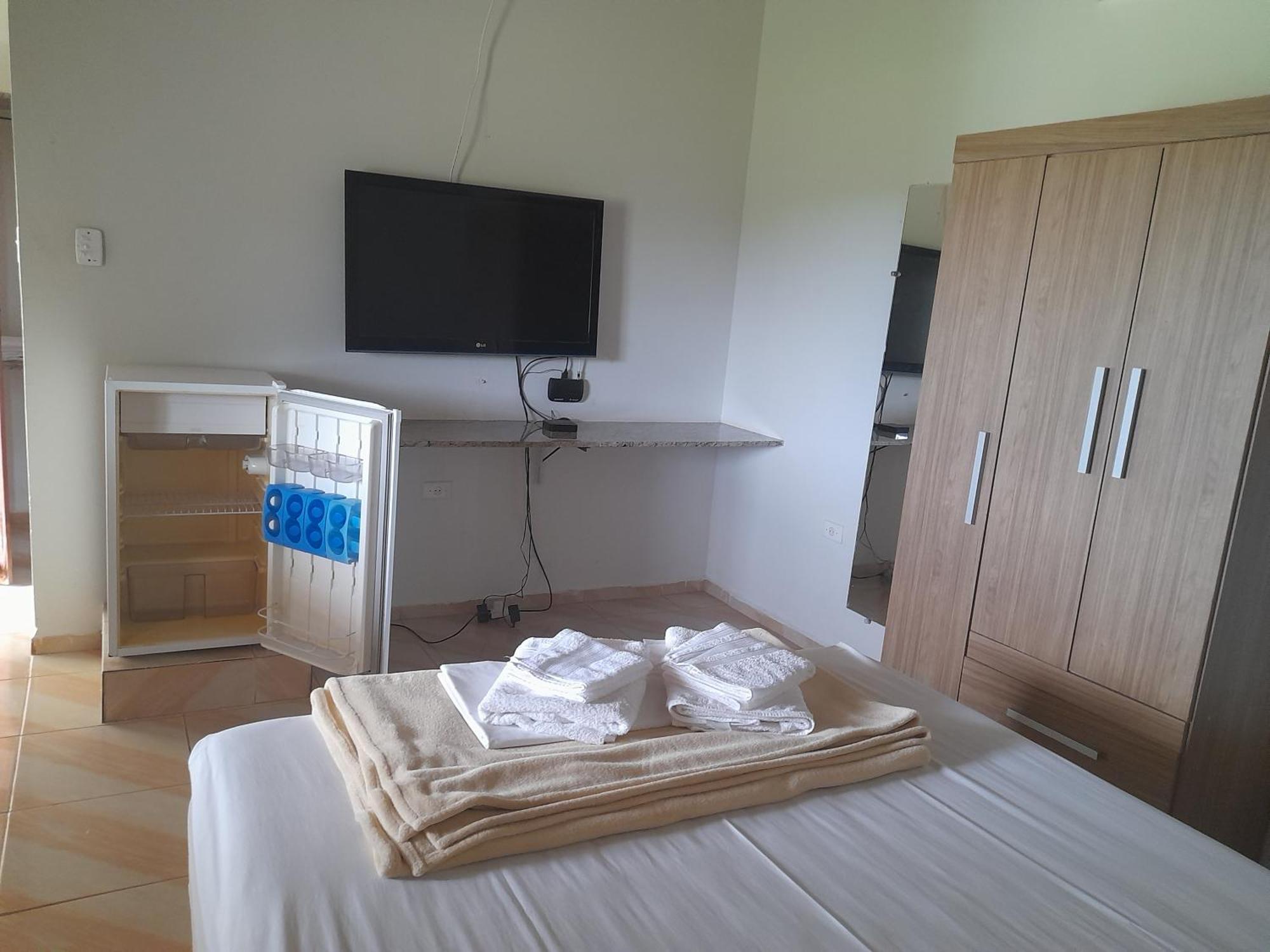 Hotel Fazenda Recanto Do Monte Alegre Piraju Bagian luar foto