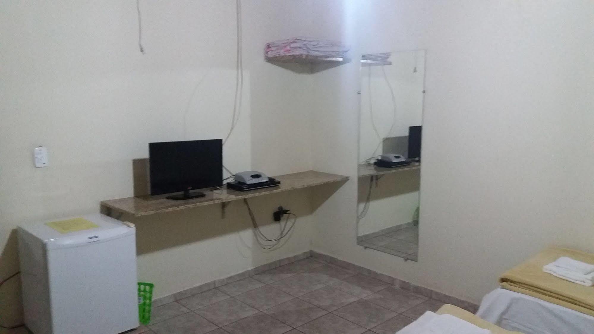Hotel Fazenda Recanto Do Monte Alegre Piraju Bagian luar foto